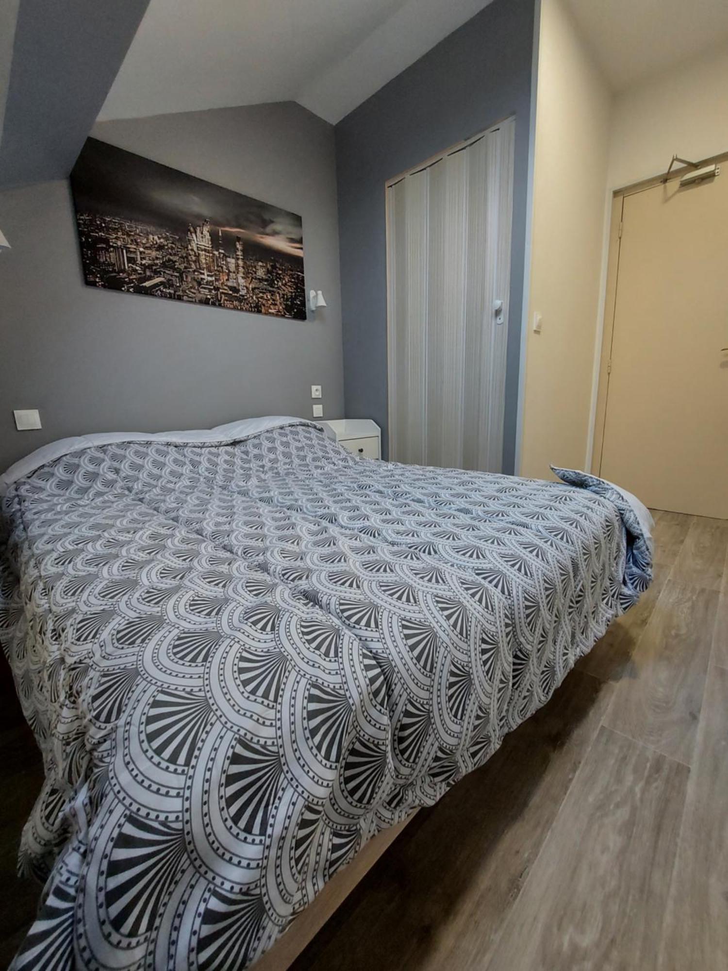 Ardenn'Hotel Reims Bagian luar foto